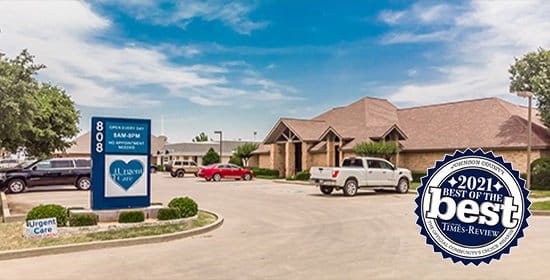Exterior view of the Integrity Urgent Care in Cleburne, TX.