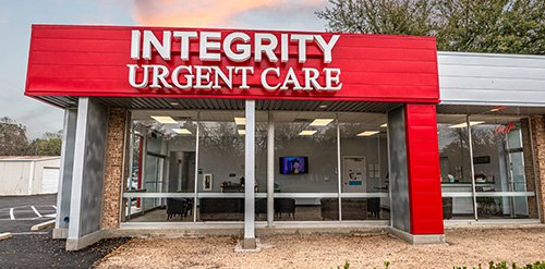 Exterior view of the Integrity Urgent Care in Corsicana, TX.