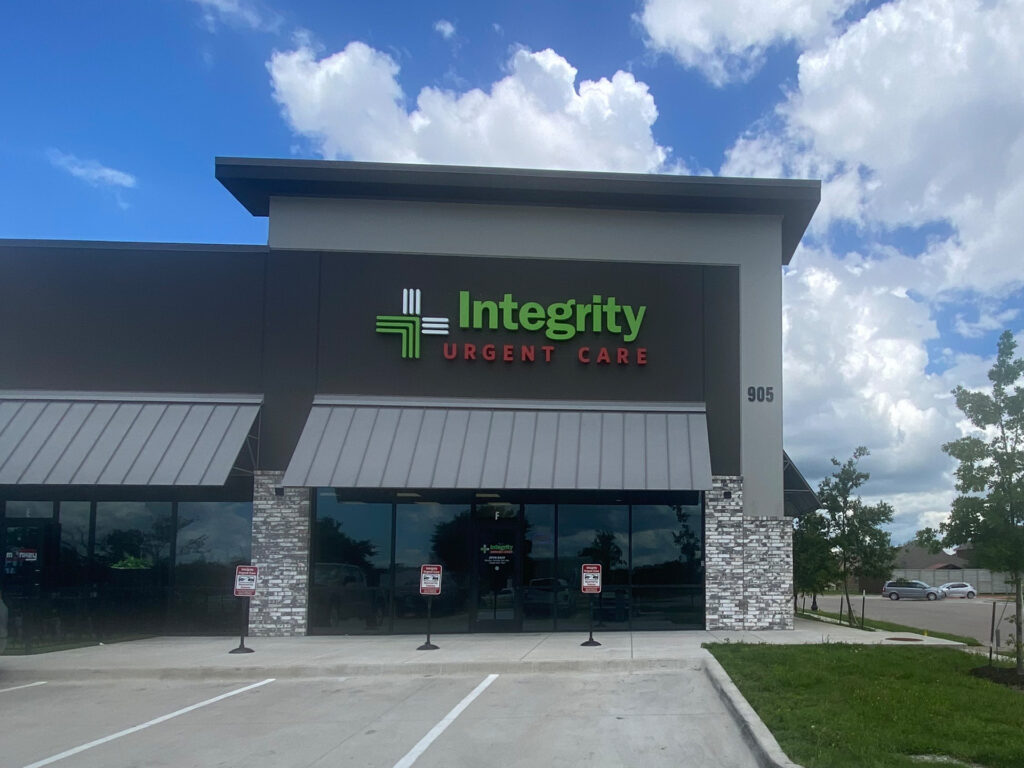 Street view of Integrity Urgent Care clinic in Lavon, TX.